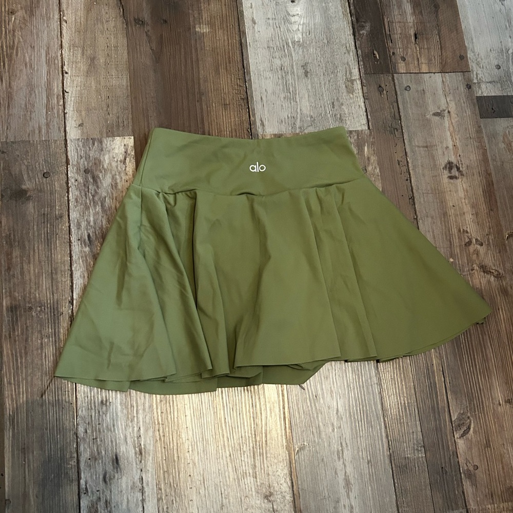 ALO Yoga Green Circle Skirt
